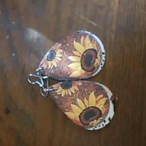 Must Go. Make me an offer. Why be a Rose when you can be A